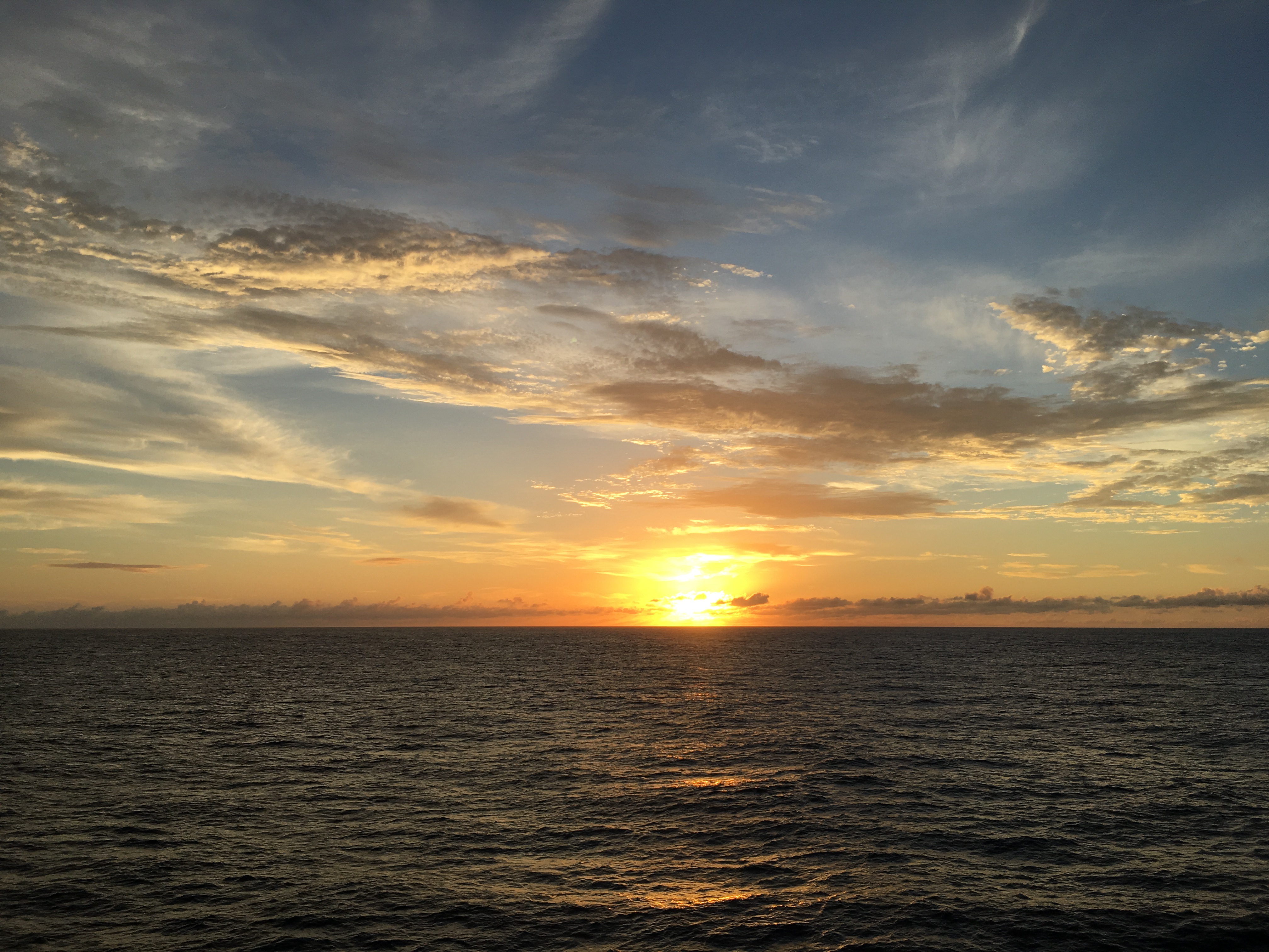 サンセット・ダイニング